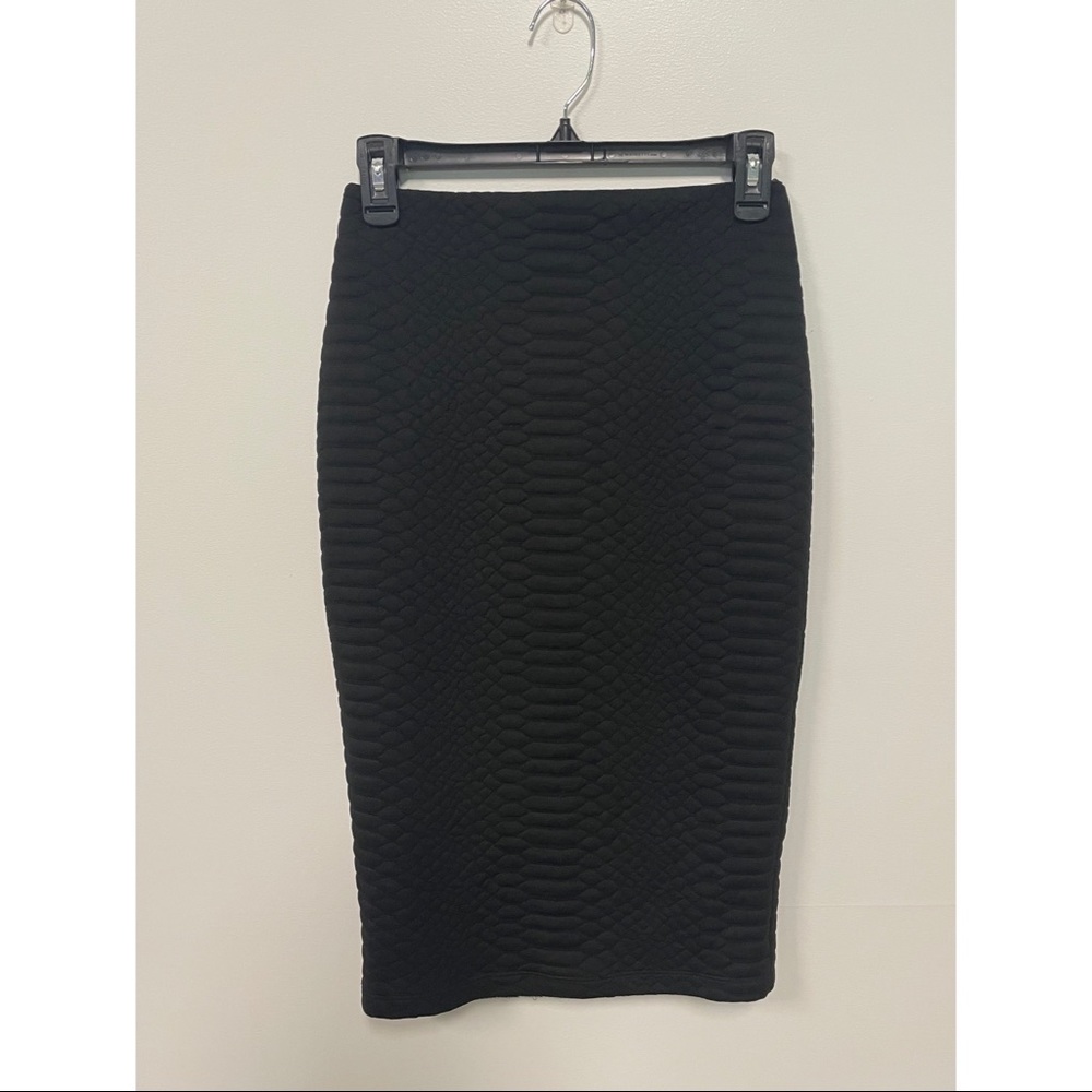 Hot Miami Styles Straight Pencil Skirt Textured Black Size S
